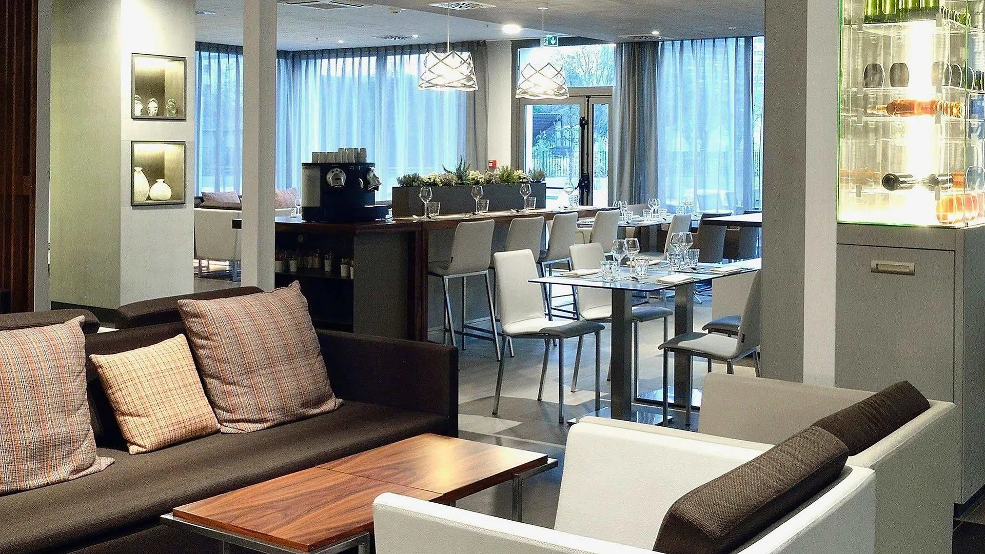 ****  AC Hotel by Marriott Marseille Prado Vélodrome Francia