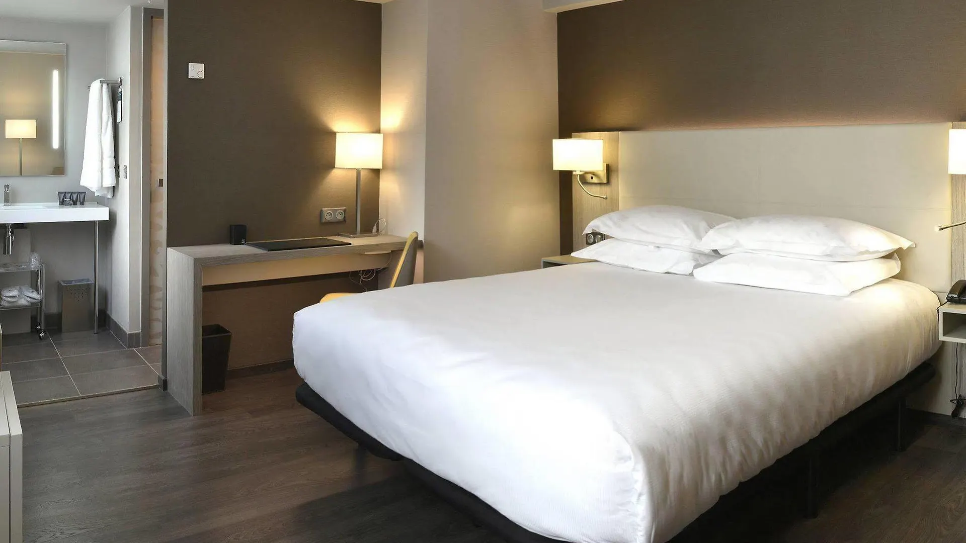 AC Hotel by Marriott Marseille Prado Vélodrome