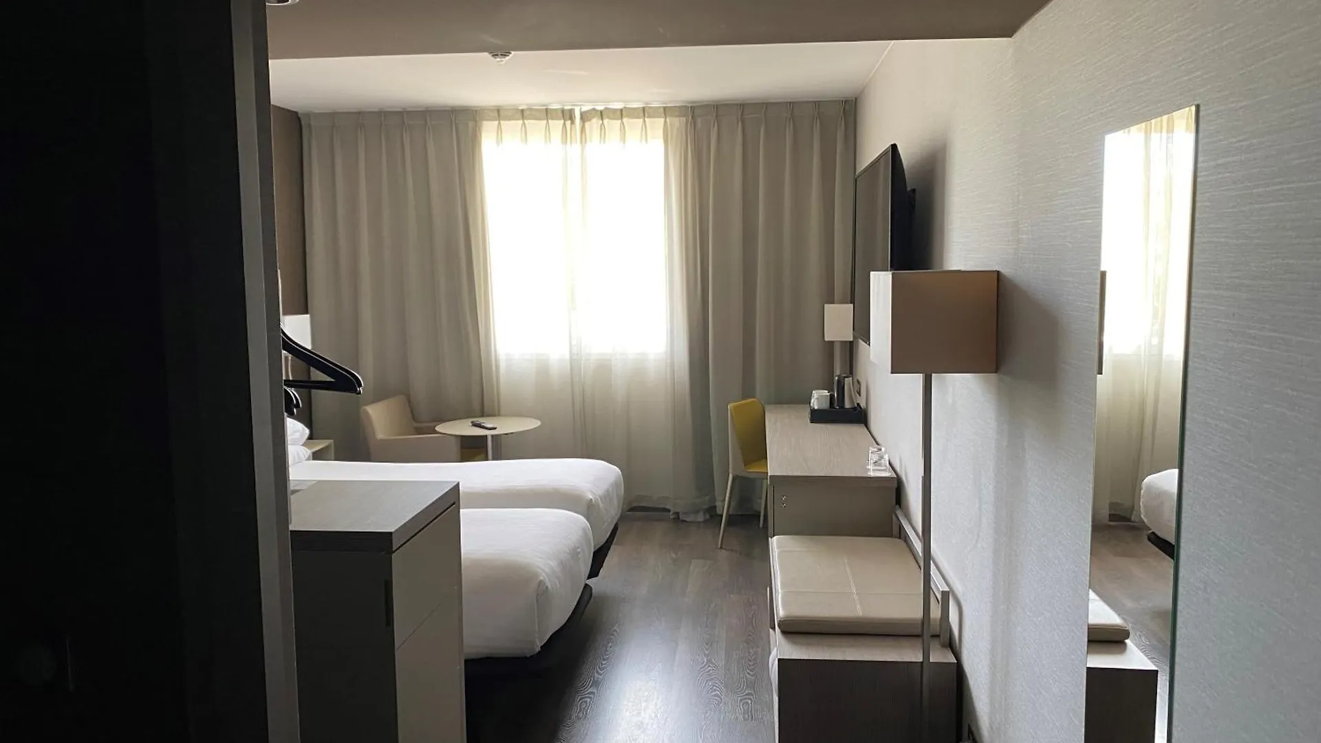 Ac Hotel By Marriott Marseille Prado Velodrome