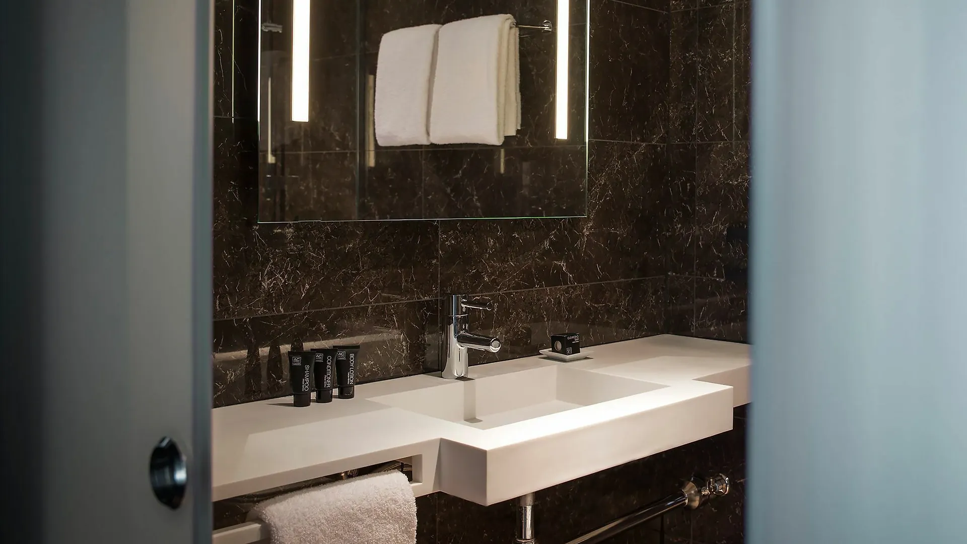 Ac Hotel By Marriott Marseille Prado Velodrome