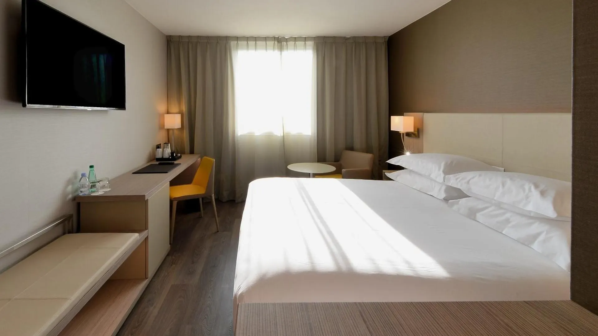 AC Hotel by Marriott Marseille Prado Vélodrome